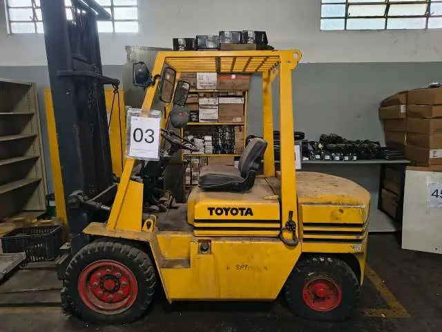 Empilhadeira Toyota 1990