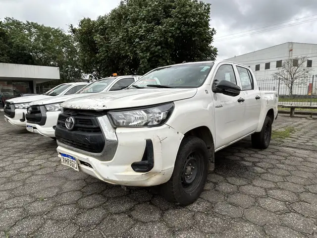 I/TOYOTA HILUX CDLOWM4FD-2021/2021-CAMINHONETE-APL-CAMPO GRANDE-VEÍCULO CONSERVADO