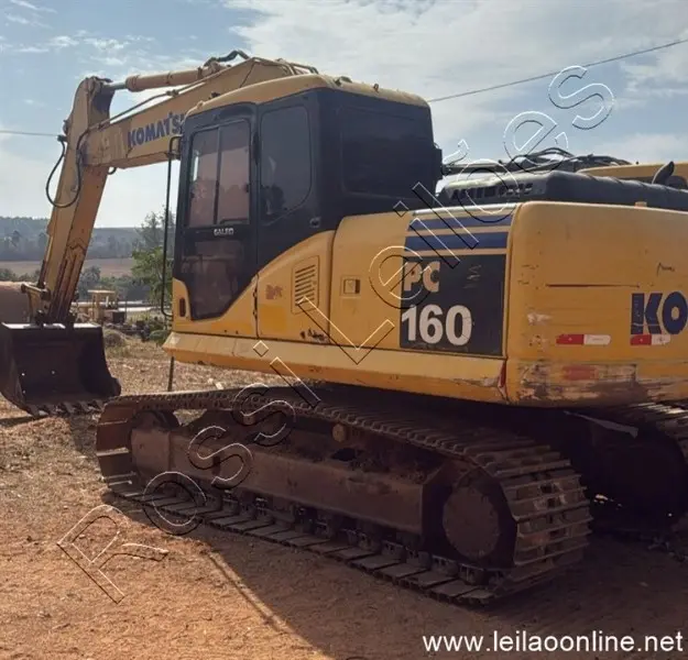 [ VÍDEO ] ESCAVADEIRA KOMATSU MOD. PC 160 ANO 2008 - MOTOR CUMMINS 4CC - FUNCIONANDO