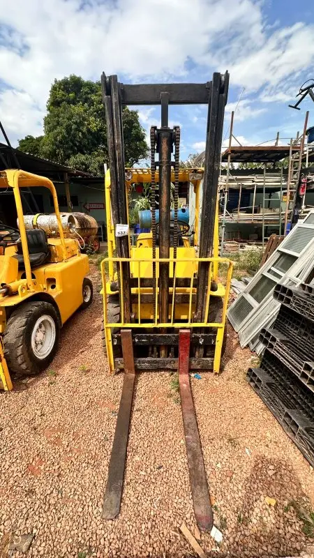 01 EMPILHADEIRA HYSTER H -50 PARA 2500 KG