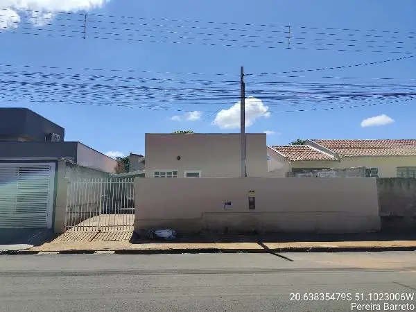 Casa - Área privativa: 69,64 m², Com 2 qt(s) - Localizado(a): RUA DELPHINA RODRIGUES DA SILVA, N. 1757, LT 05B QD 09 - PEREIRA BARRETO/SP - CEP: 15371152