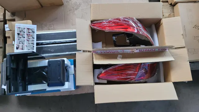 PAR LANTERNA PEUGEOT 408 - PERSIANA RETRÔ INOX FUSCA - MEDIDOR VAZÃO COMBUSTÍVEL K24