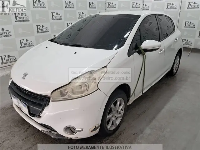 PEUGEOT/208 ACT PACK BVA