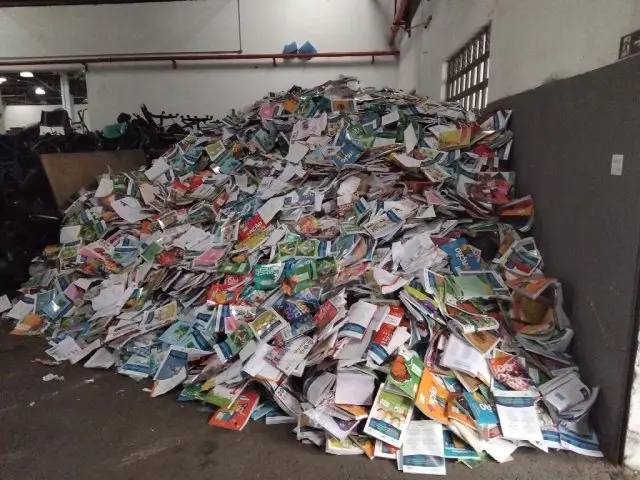 APROXIMADAMENTE 20.950 KG DE PAPEL