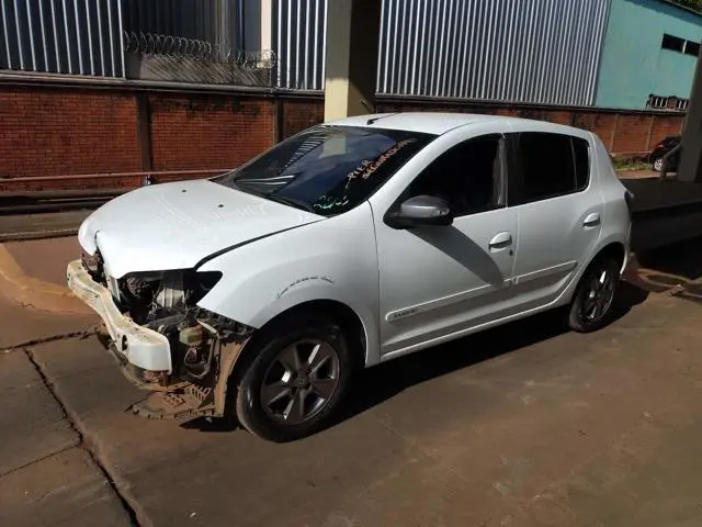 RENAULT - SANDERO EXPR 10