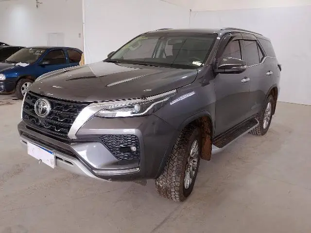 TOYOTA - HILUX SWSRXA4FD