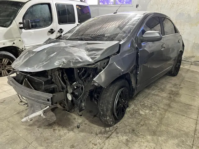 CHEVROLET/COBALT 18A LTZ-2018/2019/GASOLINA/ALCOOL/GAS NATURAL - FUB1C58/RJ / APL - CAMPO GRANDE - VEÍCULO CONSERVADO