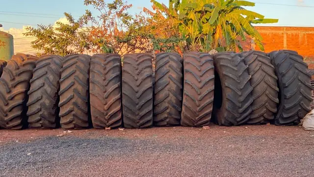 Lote com: 10 CAPAS 710/70R-38