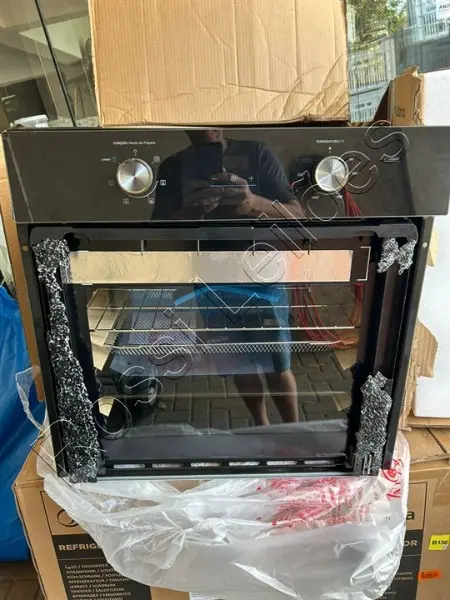 FORNO ELÉTRICO MIDEA - 68L DIGITAL SEM USO -VIDRO QUEBRADO SEM GARANTIA NO ESTADO