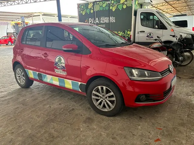 TIPO: VEICULO MARCA / MODELO: VOLKSWAGEN / FOX CONNECT MB PLACA: RLU6A08 RENAVAM: 01277993227 CHASSI: 9BWAB45Z3N4009570 ANO (FAB/MOD): 2021/2022 COMBUSTÍVEL: ALC/GAS COR: VERMELHA.