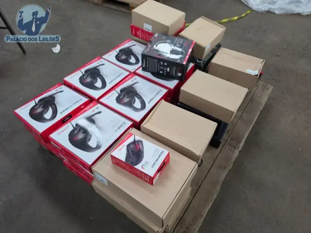 41 ITENS: 40 FONES HYPERX MODELOS DIVERSOS, 1 MOUSE PULSEFIRE RAID