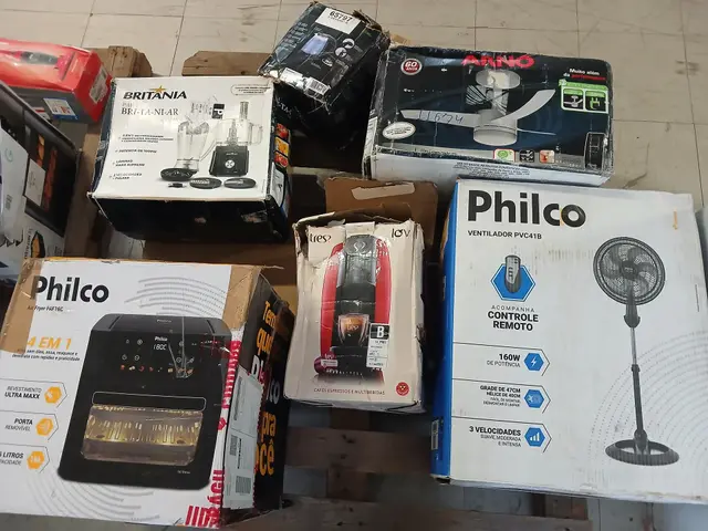 CAFETEIRA TRÊS CORAÇÕES LOV AUTOMÁTICA 220V - AIR FRYER PHILCO PAF16C 16L 220V - VENTILADOR PHILCO PVC41B - VENTILADOR DE TETO ARNO - MULTIPROCESSADOR ALL IN ONE BMP900 220V