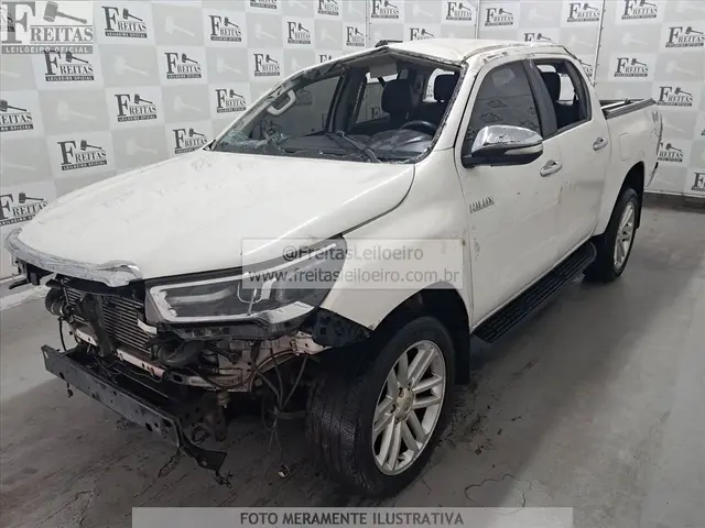 I/TOYOTA HILUX CDCLEA4JD