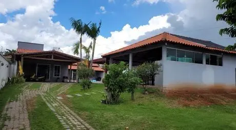 Hidrolândia/GO - Casa não averbada de 365,00 m² em terreno de 837,76 m²