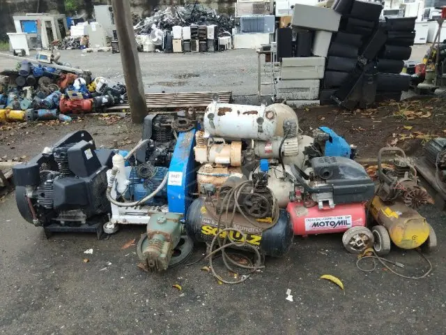 APROXIMADAMENTE 10 UNIDADES DE COMPRESSORES DE AR