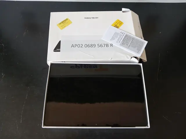 TABLET SAMSUNG GALAXY TAB A11+ 128GB, 6GB RAM, TELA DE 11 POLEGADAS, CÂMERA TRASEIRA DE 8MP, WI-FI E ANDROID 16 — CINZA