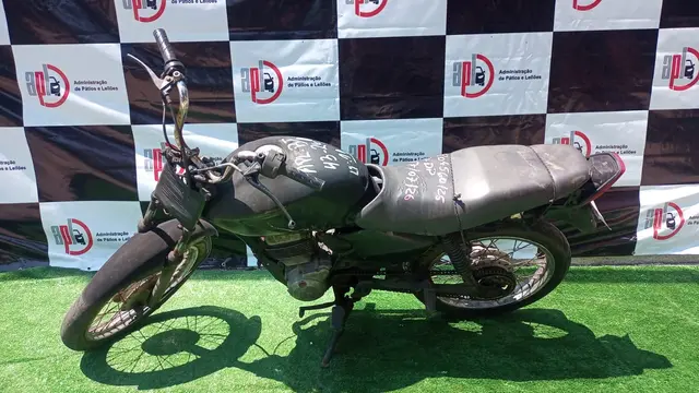HONDA/CG 125 TITAN KS-2003/2004/GASOLINA - LQO0111/RJ / APL - NOVA IGUAÇU - VEÍCULO CONSERVADO SEM MOTOR