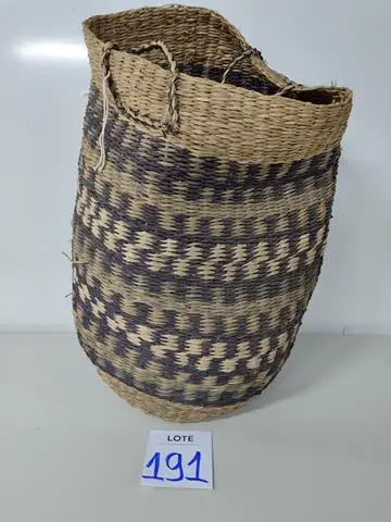 LEILÃO DOS BENS DE APARTAMENTO DECORADO DEPÓSITO TEGRA REF 165
