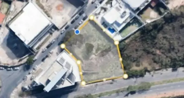 TERRENO - LOTE 16 DO QUARTEIRÃO 61, NO BAIRRO ESTORIL, COM 1.759,83 M² Na AV. BARAO HOMEM DE PAULO FREIRE DE ARAÚJO