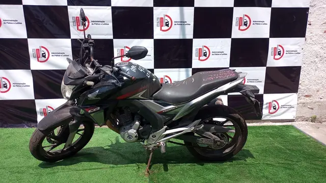 HONDA/CB 250F TWISTER-2018/2018/ALCO/GASOL - LMN9050/RJ / APL - NOVA IGUAÇU - VEÍCULO CONSERVADO