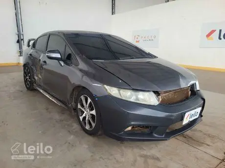 HONDA/CIVIC LXR (4P)