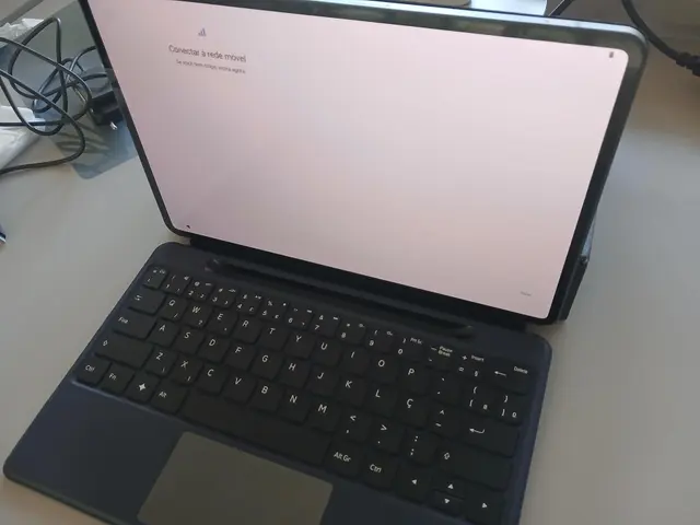 TABLET VAIO TL12 8GB RAM 256GB SSD OCTA-CORE, TELA 12,6 POLEGADAS, 5G, WI-FI, CÂMERA 13MP, SELFIE 12MP, TECLADO INTELIGENTE, CAPA PROTETORA E CANETA — PRETO