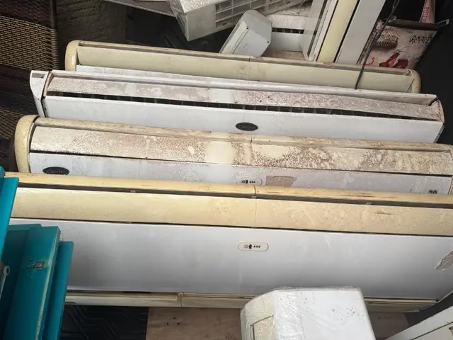LOTE C/ 4 AR CONDICIONADOS C/ EVAPORADORA E CONDENSADORA (DE 45 A 60 MIL BTU)