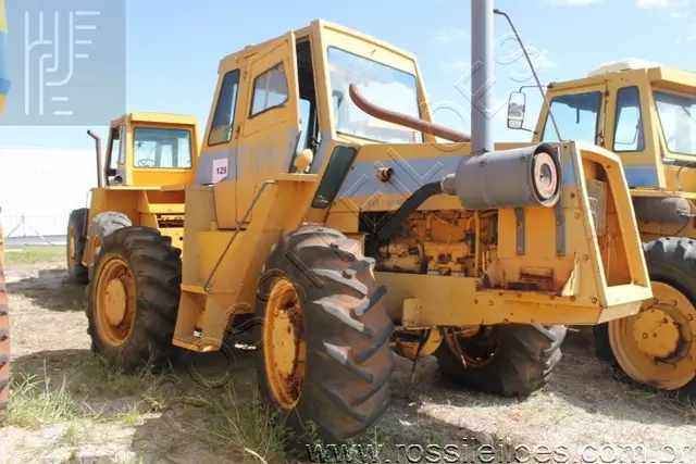 MAQUINA - Aprox. 15.860Kg.