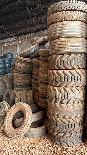 Lote com: 40 Unid. De Sucata de CAPAS PEQUENAS DIVERSAS MEDIDAS