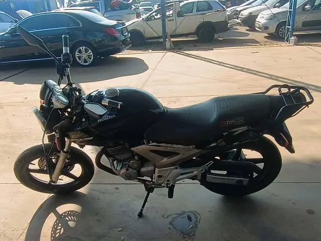 HONDA - CBX 250 TWISTER