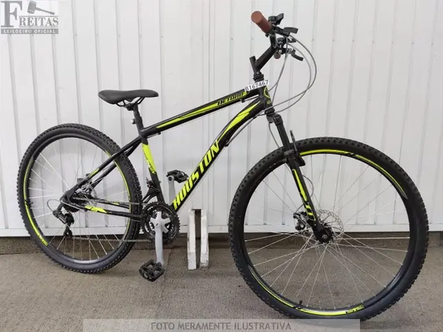 LOTE COM 01 BICICLETA HOUSTON NETUNO-S PRETA/VERDE