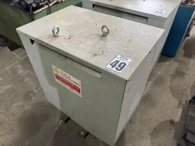 TRANSFORMADOR A SECO 15 KVA