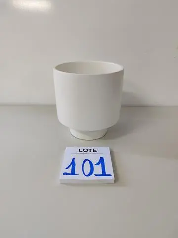 LEILÃO DOS BENS DE APARTAMENTO DECORADO DEPÓSITO TEGRA REF 165
