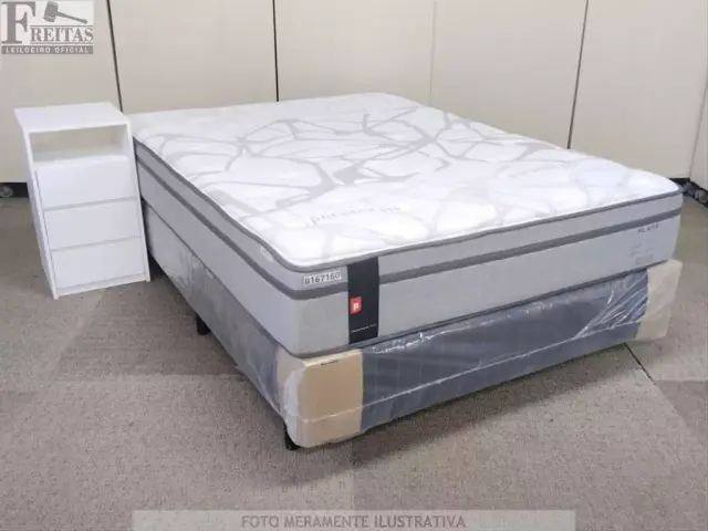 LOTE COM CAMA BOX CASAL