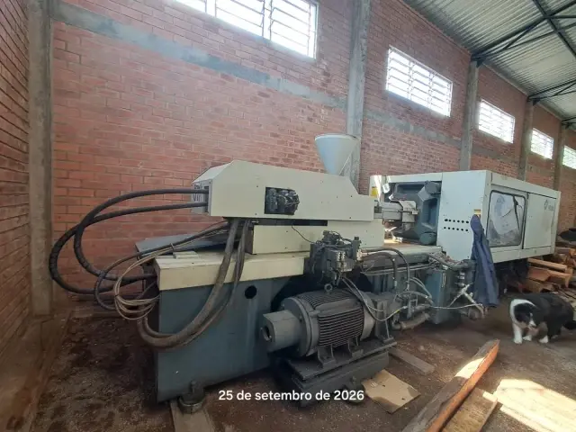 Máquina Injetora - Romi - 1998