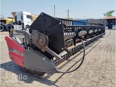 PLATAFORMA DE CORTE- MASSEY FERGUSON/8250 DYNA FLEX