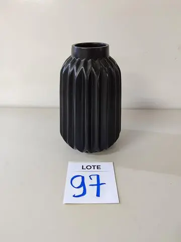 LEILÃO DOS BENS DE APARTAMENTO DECORADO DEPÓSITO TEGRA REF 165