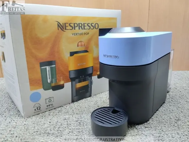 LOTE COM 01 CAFETEIRA NESPRESSO VERTUO POP 1650W GDV2-BR-BL-NE BLUE 127V 60HZ