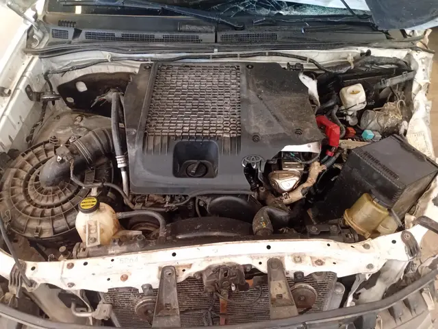 TOYOTA / HILUX SW4 SRV D4-D 4X4 3.0 TDI AUT 5LG DIESEL 2013/2013