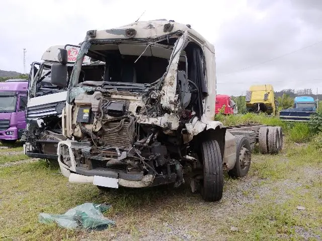 VM 330 8X2 (DIESEL) (E5) R (CAMINHAO)