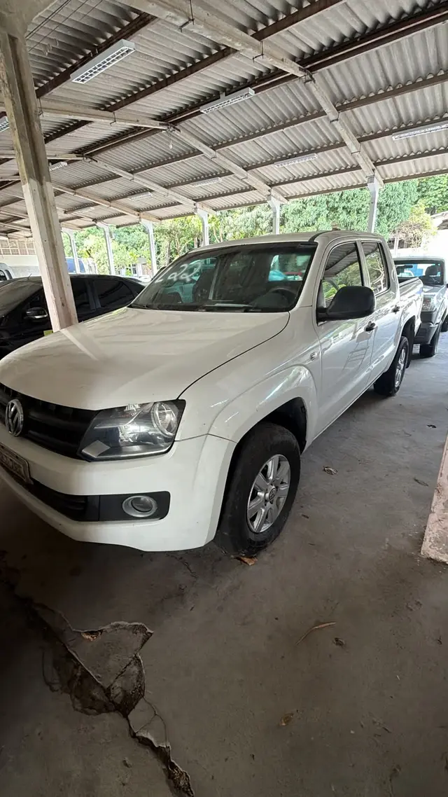 VOLKSWAGEN/ AMAROK CD 4X4 SE- ANO/MODELO: 2013/2014 – PLACA: NPZ2861 – RENAVAM: 603752195 – COMBUSTÍVEL: DIESEL – COR: BRANCA