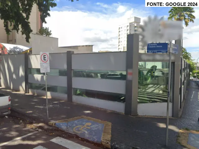 Edificação Comercial - Terreno c/ 384,26m² - Uberlândia/MG