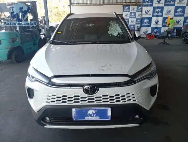 TOYOTA/CCROSS XR 20