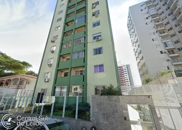 Apartamento nº 1505, no Edifício Residencial Kubitschek, Campinas, em São José/SC