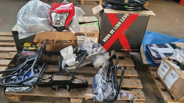 FAROL MOTO HONDA BROS 160 - PROTETORES DE CARENAGEM - KIT CARENAGEM BIZ 125 KS /ES 2004 A 2010 - JOGO RODA DE LIGA LEVE NXR 125 / 150 TAMBOR 6 PONTAS - ENTRE OUTROS