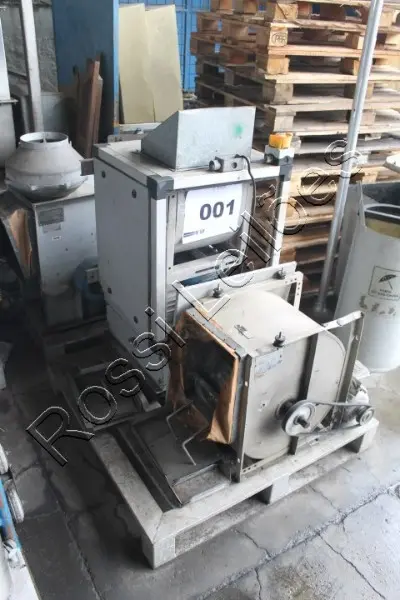 4 UN. EXAUSTORES C/ MOTOR - NO ESTADO