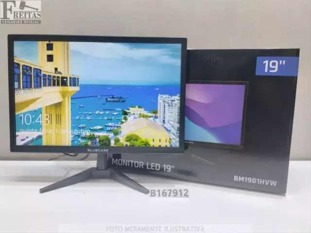 LOTE COM 01 MONITOR LED BLUCASE 19" BM19G1HVW PRETO ACOMPANHA BASE / FONTE / CABO 84884602921