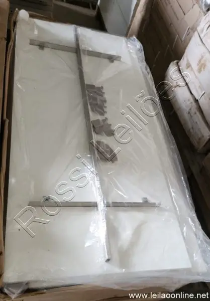 120 PÇS. PRATELEIRA DE MADEIRA REVESTIDA - MDF