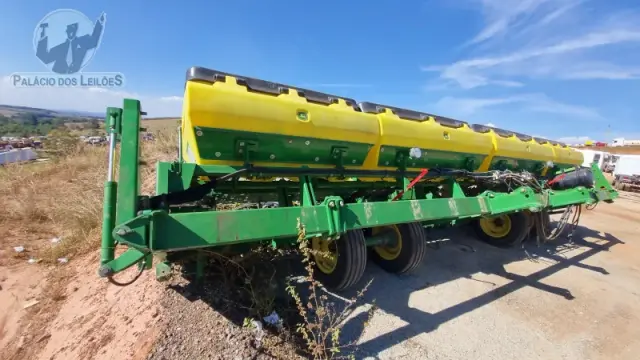 JOHN DEERE 310P
