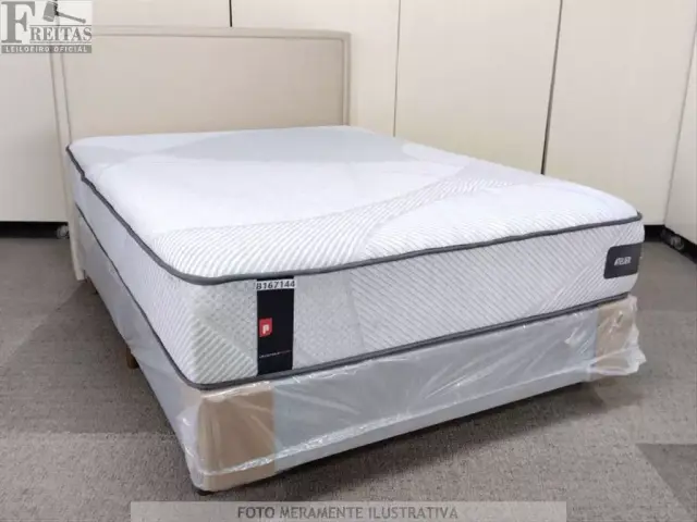 LOTE COM CAMA BOX CASAL